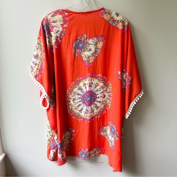 Gianni Bini red abstract medallion print kimono style cover up with pompom trim - Picture 5 of 7
